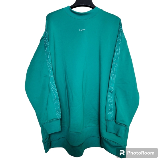 Nike Tops - Nike swoosh green sweatshirt plus size new size XXL OVERSIZED